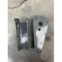 WG1671430147豪瀚N7G擺臂下連接支架