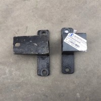 德龍新M3000散熱器支架德龍發(fā)動(dòng)機(jī)水箱左右支架