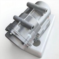 外貿(mào)出口供應(yīng)重卡配件 新能源汽車(chē)空調(diào)壓縮機(jī)FG9806130210 豪曼專(zhuān)用