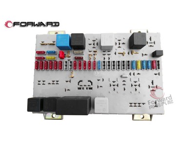 SHACMAN F2000  车身驾驶室电器系统  DZ9100586400  中央电器装置板