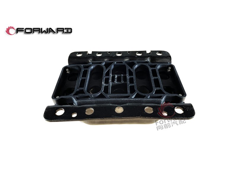 20499469 发动机后支撑,Rear support of the engine,济南向前汽车配件有限公司