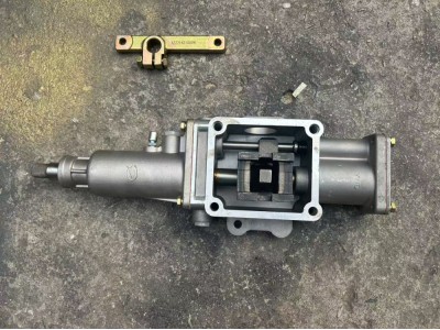 AZ2203210040+001小盖总成2222210038