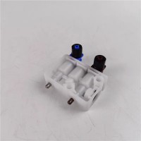 德龍氣囊座椅氣閥控制閥高度調(diào)節(jié)閥