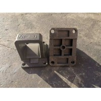 AZ9631520011后板簧左前支架(兩片主簧）
