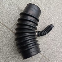现货供应重汽豪沃重卡配件 M07增压器进气接管082V09402-0185