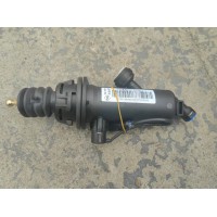 711W30715-6152  离合器总泵