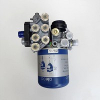 供應(yīng)豪沃配件 德龍X5000干燥器總成DZ96189361089 空氣干燥器組件 干燥器罐