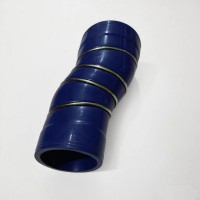 增壓器連接管 中冷器進(jìn)氣管AZ9725530070硅膠管發(fā)動(dòng)機(jī)進(jìn)氣管出氣膠管配件
