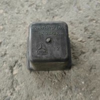 WG9525520270  鋼板緩沖塊