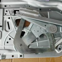 711W62645-6050  車門玻璃升降器（右/電動）