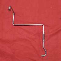 612600114234增压器进油管