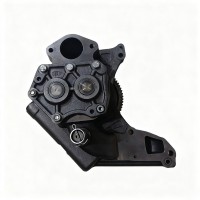 现货批发豪沃重汽重卡发动机零部件 机油泵总成VG1246070022 燃油泵