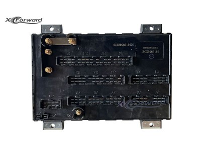 DZ93189582070 中央电器装置板,Central electrical installation board,济南向前汽车配件有限公司