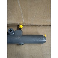 WG9123230025   离合器总泵