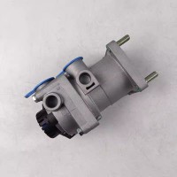 德龍M3000S制動(dòng)總閥剎車(chē)總泵