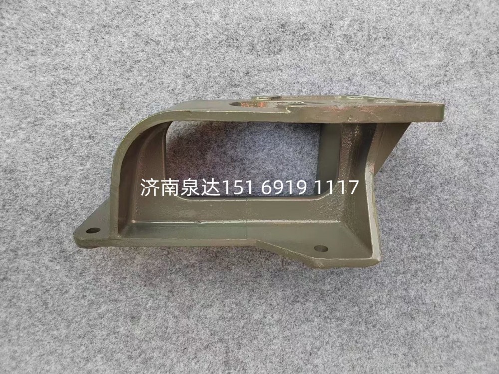 重汽豪沃豪翰T7H汕德卡方向机支架转向器支架/710W46110-0267