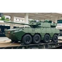 特种车 轮式装甲车 8X8 行驶转向系统 BK2210.20.2.008 转向横拉杆总成