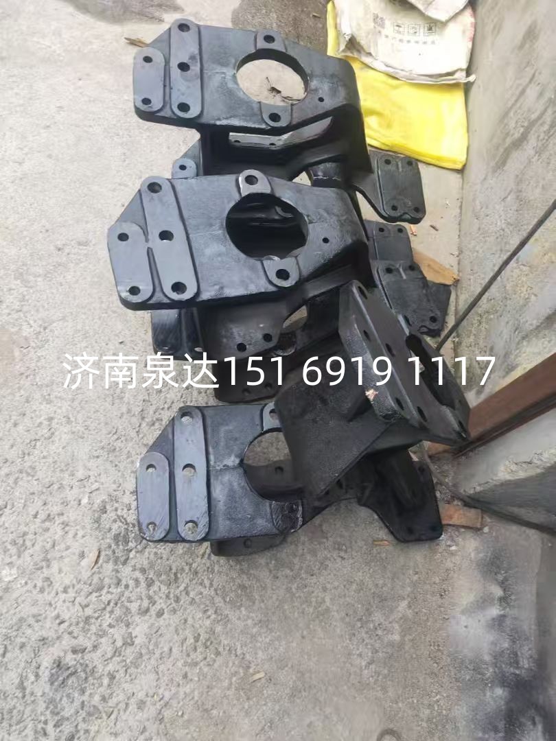 DZ95259470041,方向机支架,济南泉达汽配有限公司