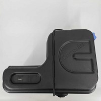 5340704 康明斯尿素箱35L  480元