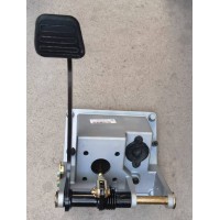 YZ952536000241 HOHAN右舵组合踏板总成AMT   480元
