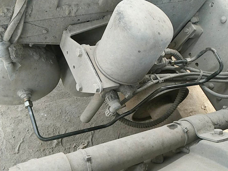 SHACMAN X3000 LEG 制動系統  DZ97319362433  儲氣罐連接干燥器氣管/DZ96259360521 儲氣罐連接干燥器氣管