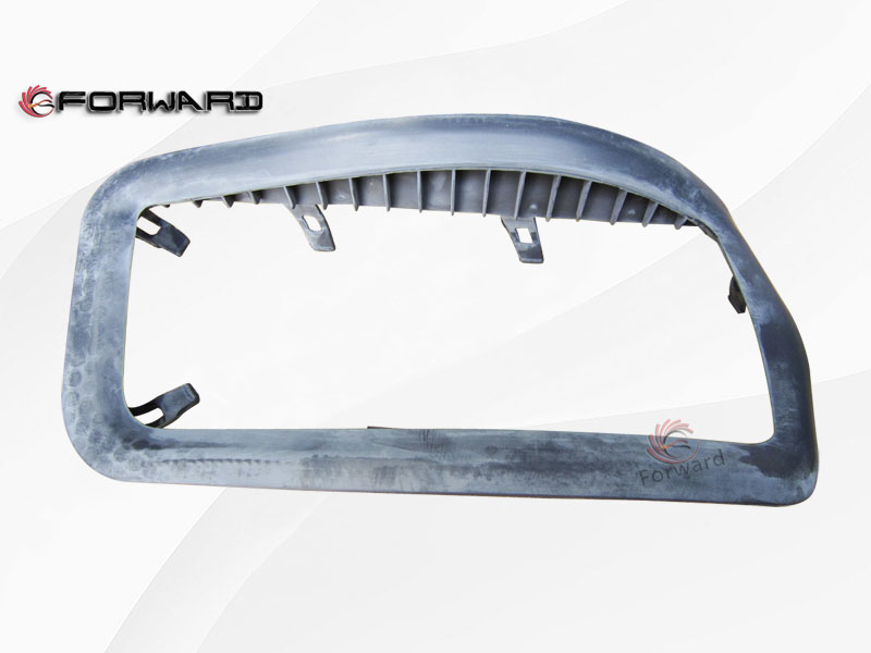 德國曼 MAN TGA 底盤保險杠電器系統 569.02.303.16 右前照燈密封套/569.02.303.16  右前照燈密封膠套