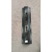 5103385-1600挡泥板支架