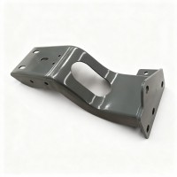 重汽豪瀚N7G右前踏板護(hù)罩支架（低位）WG1671240206腳踏板右支架總成