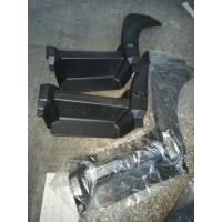 WG1642230105左前翼子板前段