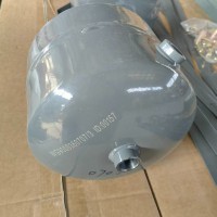 WG9000360707   储气筒（5L、带支架）