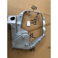 AZ9925720002前大燈右支架(與左件對稱)
