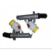 重汽豪沃HOWO斯太尔全车配件 重汽豪沃离合器总阀/豪沃离合器总泵WG9719230023/1  A7豪沃离合器总泵