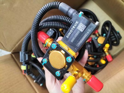 LZ000056000014重汽轻卡专用水加热电磁阀