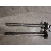 重汽MCY13橋半軸總成，711W35502-0148，350元