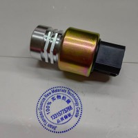 重汽豪沃里程表傳感器，WG9100583058，25元