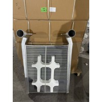 WG9725530060   中冷器總成/50管