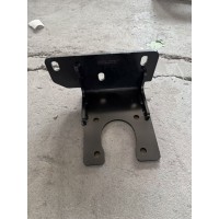 DZ93259623146   保險(xiǎn)杠支架/右