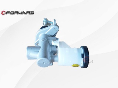 2345A015  离合器总泵,Clutch master cylinder,济南向前汽车配件有限公司