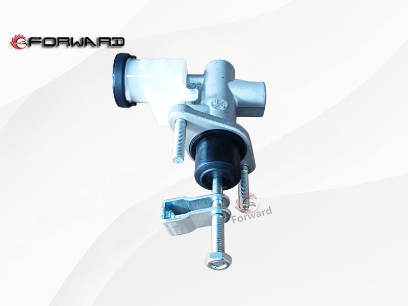 2345A015  离合器总泵,Clutch master cylinder,济南向前汽车配件有限公司