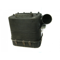 空滤器总成WG9725190055