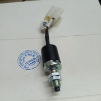 北奔制动灯开关，5115456909，40元