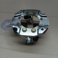 北奔潍柴发动机起动机碳刷架，091077-M105，50元