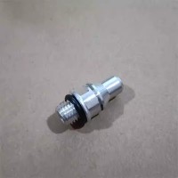 德龙X6000X5000S散热器水箱泄压阀国六水箱接头