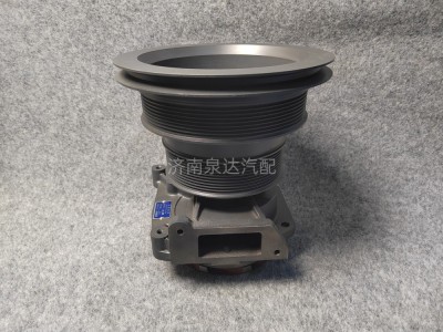 612600061697,水泵总成,济南泉达汽配有限公司