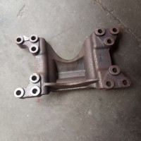 重汽元宝梁连接座左，AZ972551000008，248元