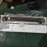 WG9925824014高地板駕駛室舉升油缸