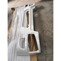 AZ160024000420豪沃保险杠总成