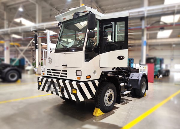 DZ91189584105 组合仪表（全液晶_新偏码车）,Combination meter,济南向前汽车配件有限公司