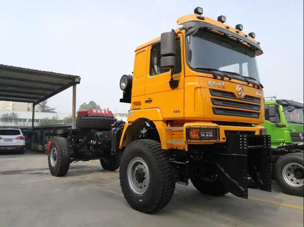 F3000 4X4全驱动铲雪车