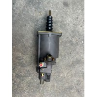 陕汽X3000离合器助力缸/16档   编号DZ93189230183